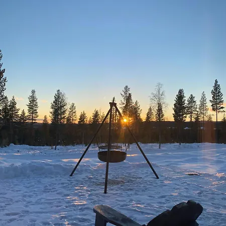 بيت للعطل Beautiful Forest Near Trails